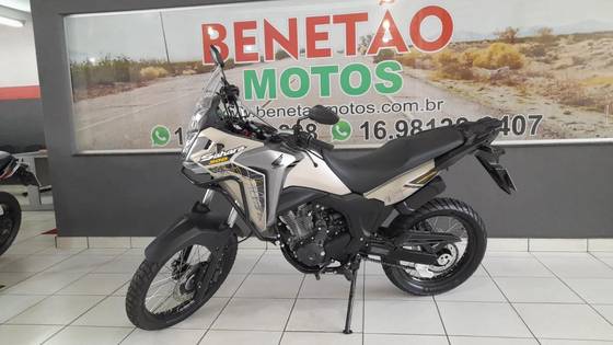HONDA XRE 300 SAHARA ADVENTURE 